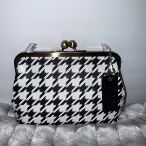 Anna by Anuschka Heritage Leather Crossbody Frame Bag Black & White Houndstooth